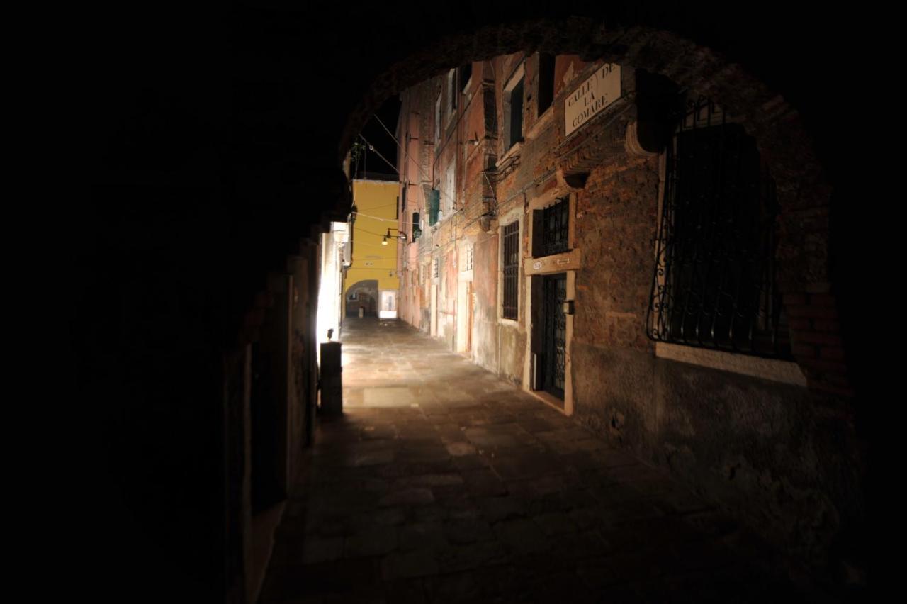 Calle De La Comare Venise Extérieur photo